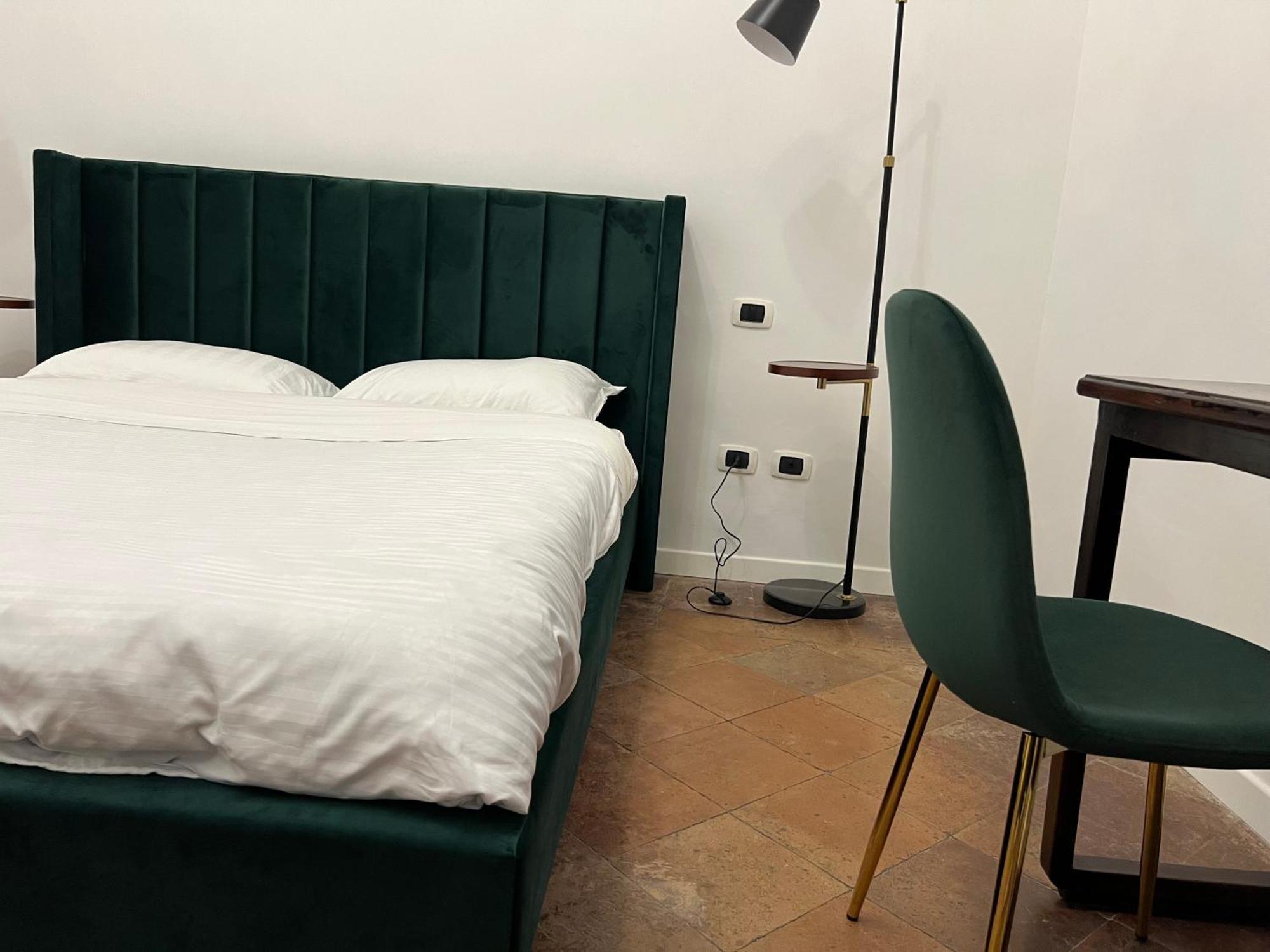 Carafa Apartment Наполи Екстериор снимка